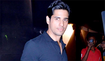 Siddharth Malhotra shifts to sea facing house