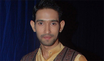 Vikrant Massey struggles with hairstyle