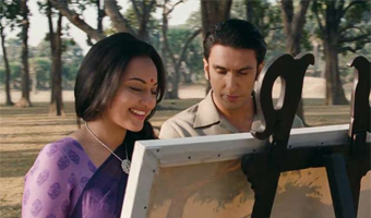 Lootera songs apt for romantic monsoon: Ranveer 