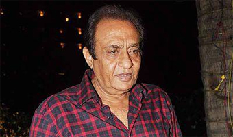 No discipline at film premiers, rues Ranjeet