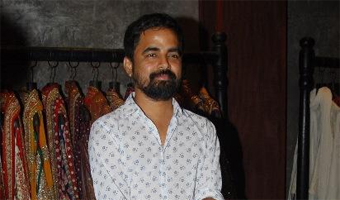 Sabyasachi Mukherjee named LFW grand finale designer