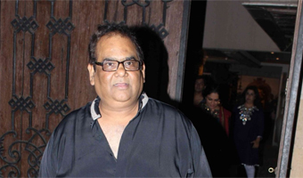 Satish Kaushik thanks cast