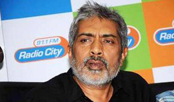 Satyagraha story about father and son: Prakash Jha