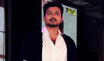 Vijay watches Thalaivaa 