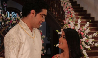 Romance time on Amita Ka Amit