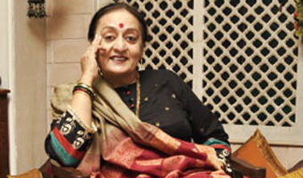 Not many roles for senior female artists: Dolly Ahluwalia