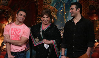 Helen, Arbaaz, Sohail on one stage