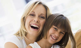 Mom's greatest influence on daughters' beauty regime | nowrunning