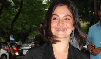Mob vandalised film sets in Udaipur, says Pooja Bhatt