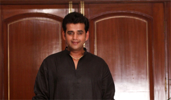 Ravi Kishan comes to big Bollywood for smaller roles