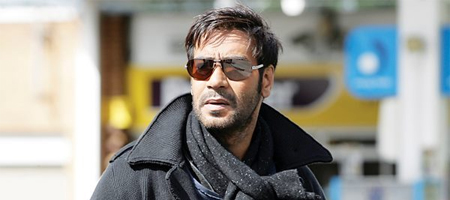 Ajay blames retro look for Himmatwala failure