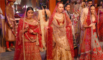 Past met present at Delhi Couture Week 