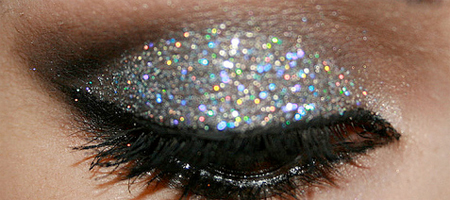 Dos and donts of glitter