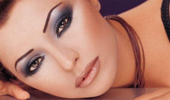 Get stunning smokey eyes