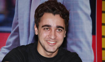 Imran Khan prefers friends from outside filmdom