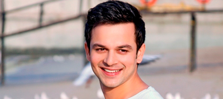 Ravish enters Meri Bhabhi, relates to his character