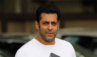 Salman Khan to endorse Middle East fashion retailer 