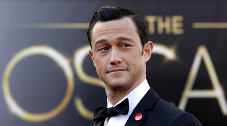 Johanssons beauty off the charts: Gordon  Levitt