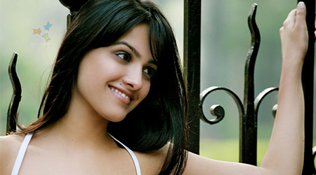 Playing superstar is exciting: Anita Hassanandani