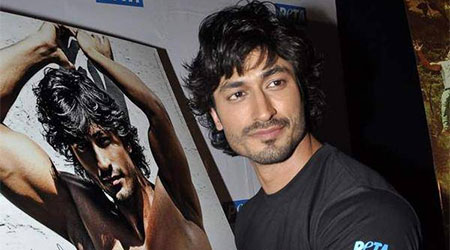 Honoured to work with Rajkumar Santoshi: Vidyut Jamwal