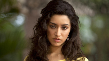 Shraddha wants to take music lessons, again