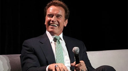 Schwarzenegger clicked kissing new girlfriend
