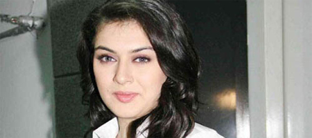 Hansika in Sundar Cs Aranmanai