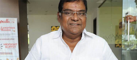 Allu Ramalingaiah award is special: Kota Srinivasa Rao