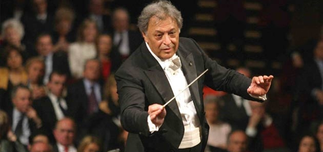 Two militants held ahead of Zubin Mehta concert