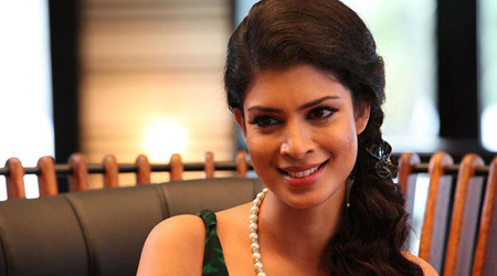 Playing cop in Dussehra was tough: Tena Desae