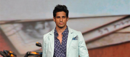 Love at first sight for Siddharth Malhotra