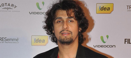 Sonu Nigam sang Taakeedein his way