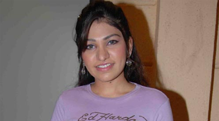 Tulsi Kumar makes theatrical debut with The List
