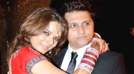 Mohit Suri wishes wife happy anniversary