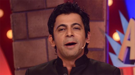 Sunil Grover only has supporting rile in Gabbar: director