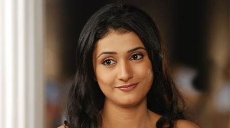 Ragini Khanna to star opposite Nawazuddin in Ghoomkethu