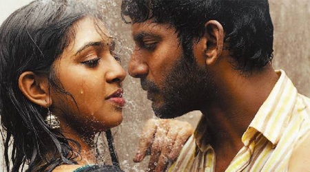 Vishal, Lakshmi Menon lock lips 