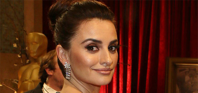 Penelope Cruz named Esquires Sexiest Woman Alive 2014