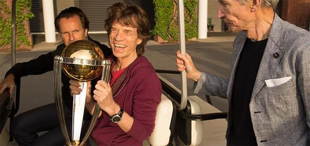 Rolling Stones members get clicked with ICC World Cup 2015 trophy in Australia