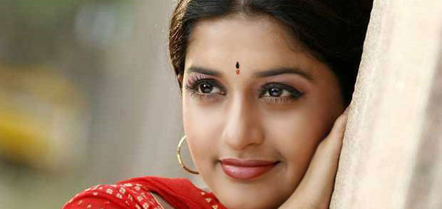 Meera Jasmine to make a comeback