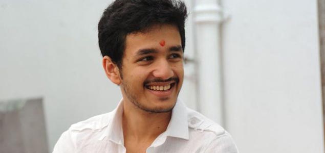 Akhil to begin career with a fight!