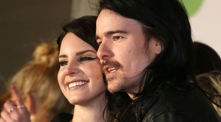 Lana Del Ray secretly engaged