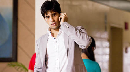 Anurag Kashyap impressed by Sidharth Malhotra