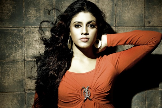 Iniya to join John Brittas 