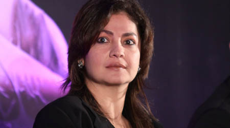 Akshays Holiday leaves Pooja Bhatt miffed