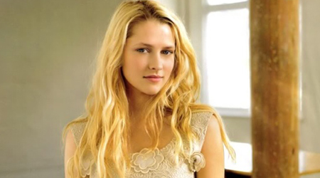 Teresa Palmer becomes a mother