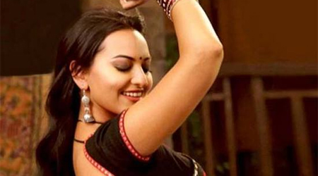 Sonakshi grateful to background dancers