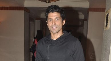 My daughters werent impressed by my six pack abs: Farhan