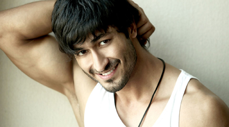 Women need to be aware of their superiority: Vidyut Jamwal