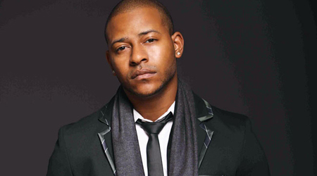 Usher to collaborate with Chris Brown